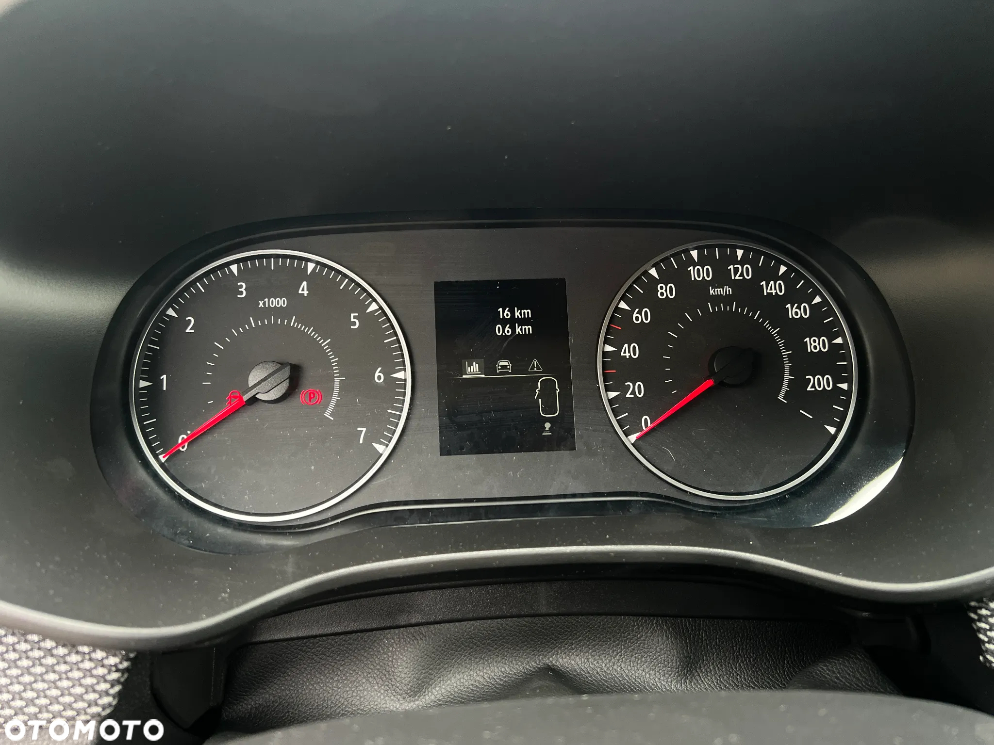 Dacia Jogger 1.0 TCe Expression 7os - 17