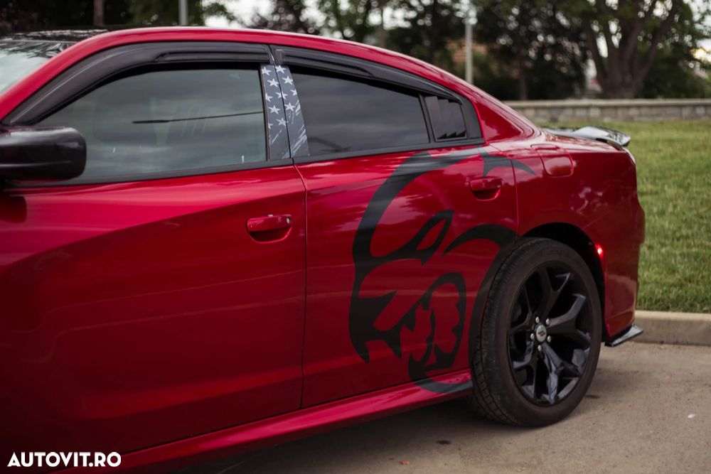 Dodge Charger - 4