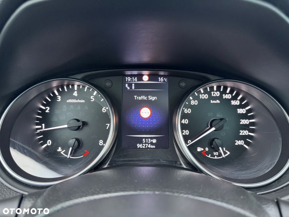 Nissan Qashqai 1.2 DIG-T TEKNA+ - 27