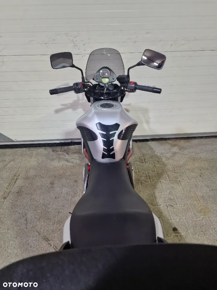 Kawasaki ER - 32