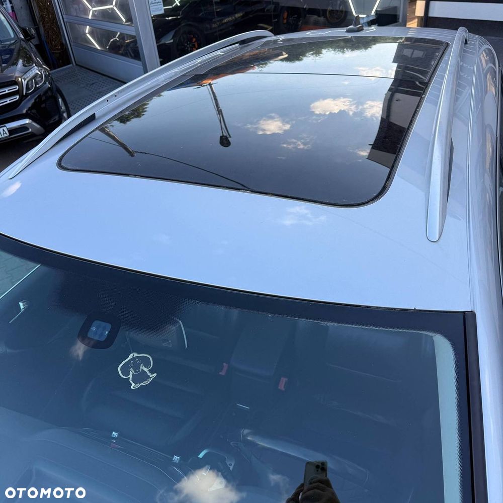 Volkswagen Tiguan - 24