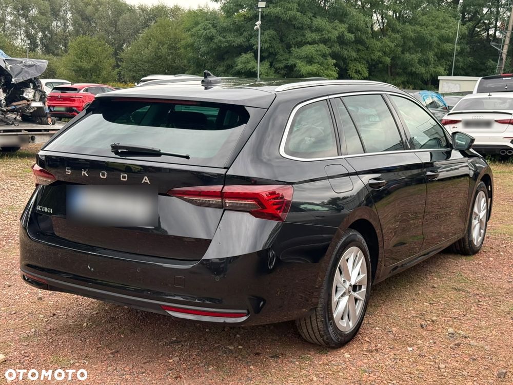 Skoda Octavia 2.0 TDI Ambition - 1