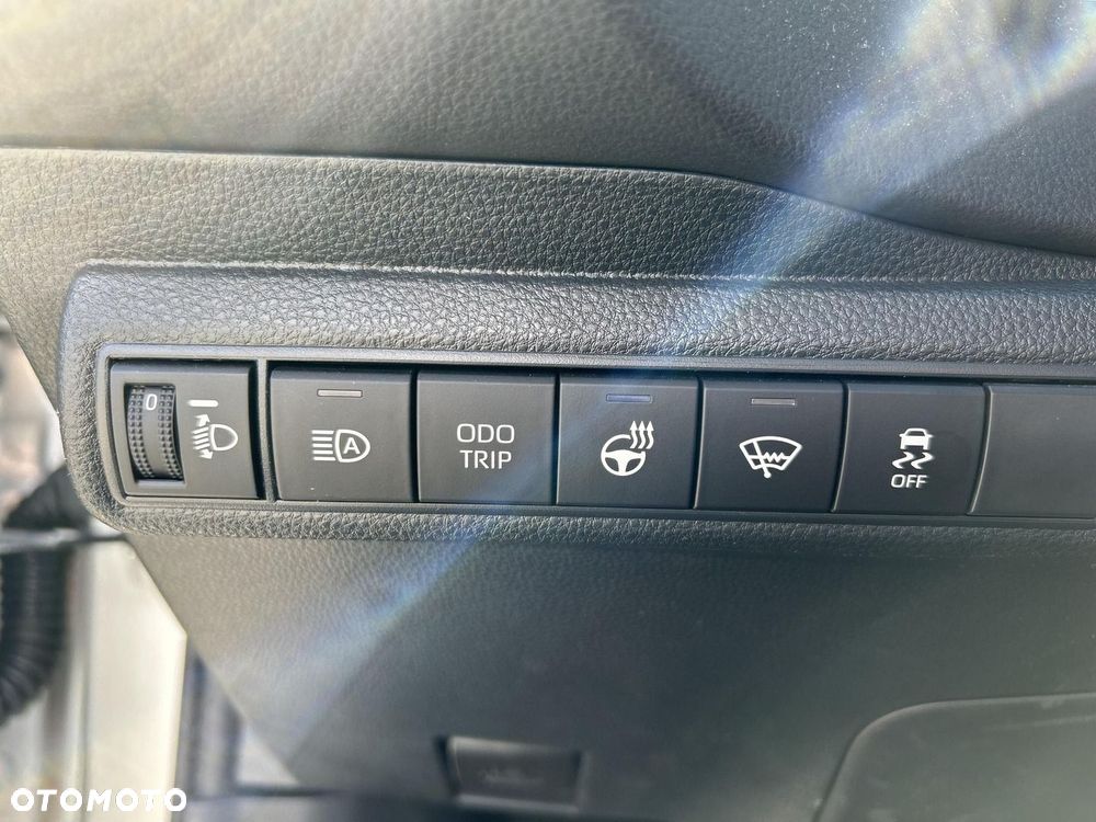 Toyota Corolla 1.8 Hybrid GR Sport Dynamic - 24