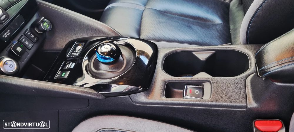 Nissan Leaf Tekna ProPilot Park - 19