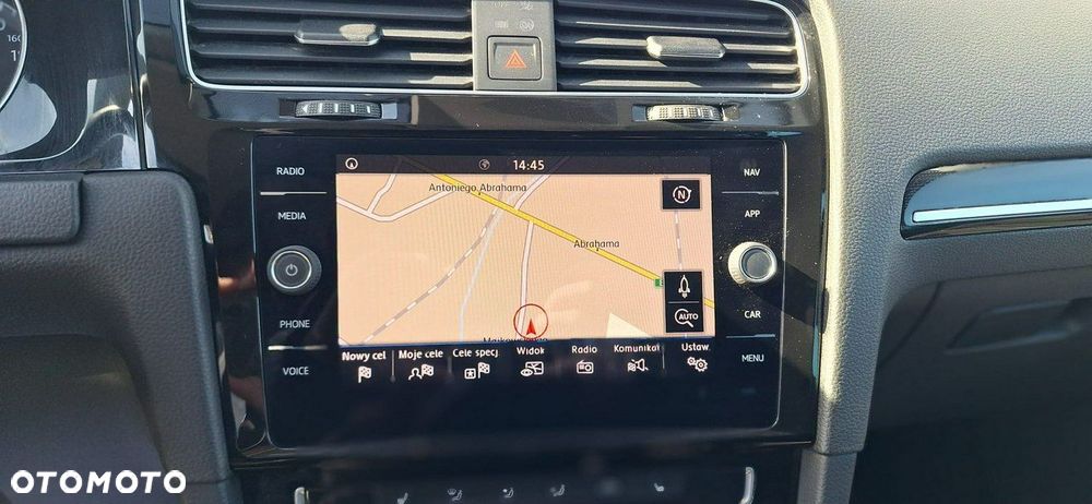 Volkswagen Golf - 16