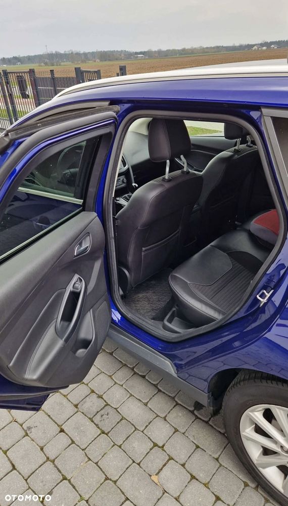 Ford Focus 1.5 TDCi DPF Start-Stopp-System Titanium - 6