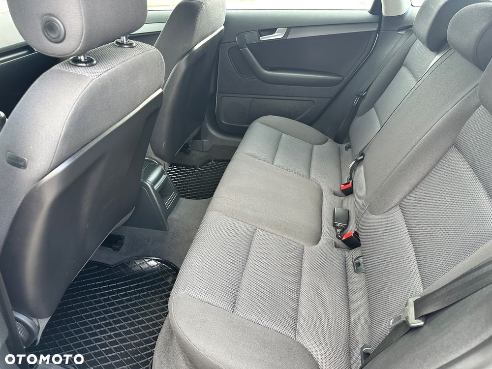 Audi A3 Sportback 2.0 TDI DPF Quattro Ambition - 9
