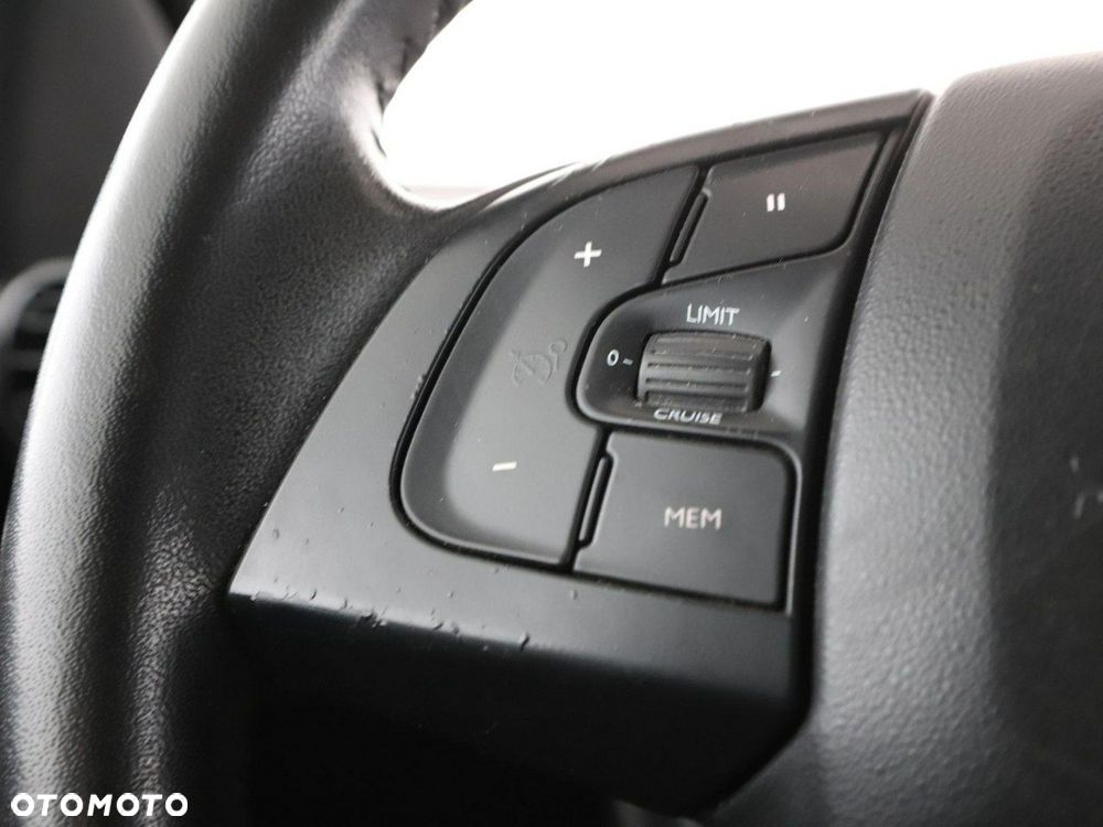 Citroën C4 Cactus 1.2 PureTech Feel Edition S&S - 29