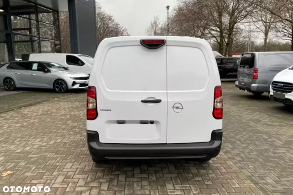 Opel Combo Van XL L2H1 EAT8 1.5 131KM - 4