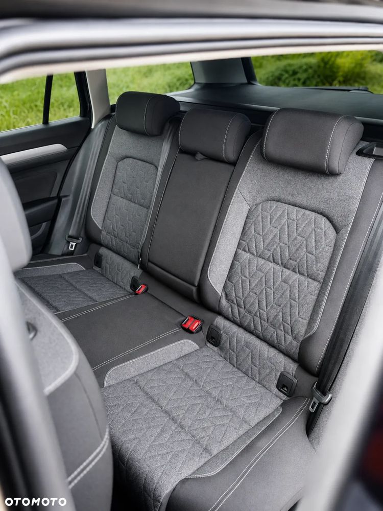 Volkswagen Passat 1.5 TSI EVO Business DSG - 26