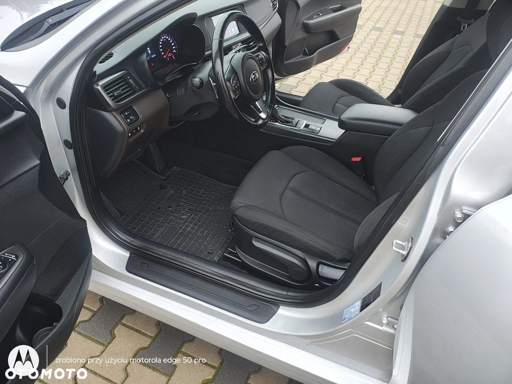 Kia Optima 1.7 CRDI L DCT - 16