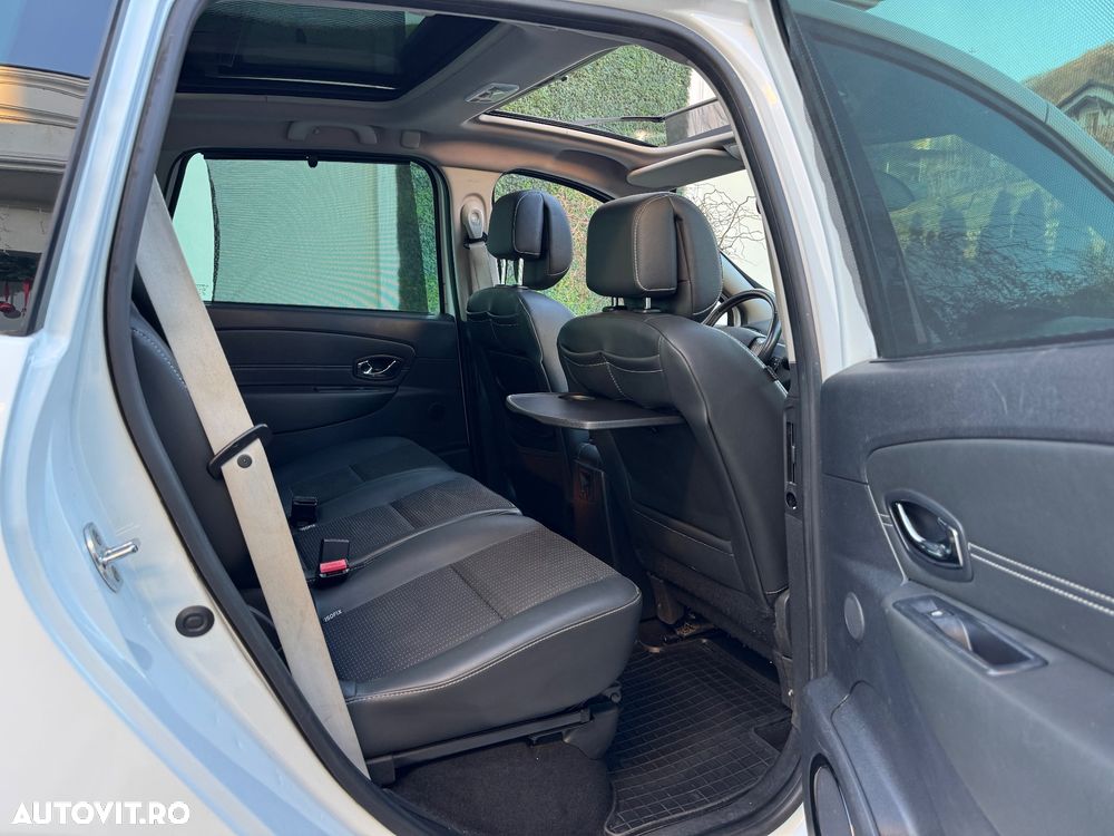 Renault Scenic - 8