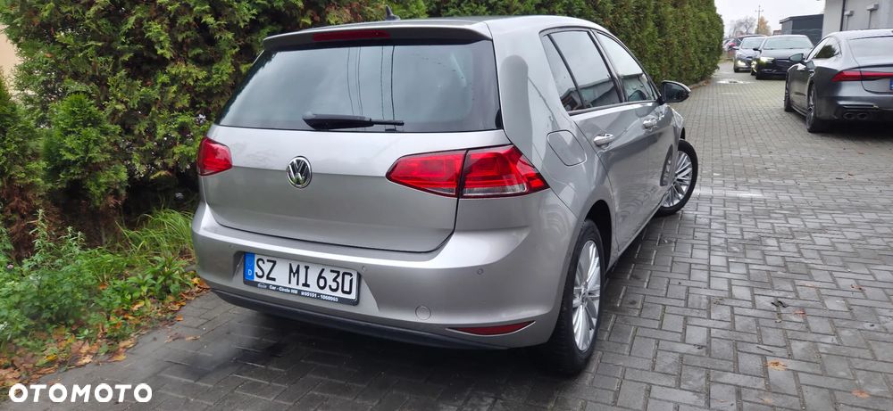 Volkswagen Golf 1.2 TSI BlueMotion Technology Cup - 13