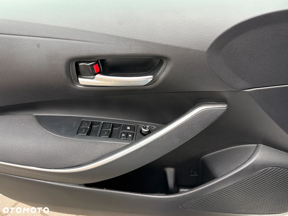 Toyota Corolla 1.8 Hybrid Comfort - 16