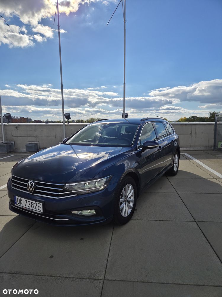 Volkswagen Passat 2.0 TDI SCR Style DSG - 4
