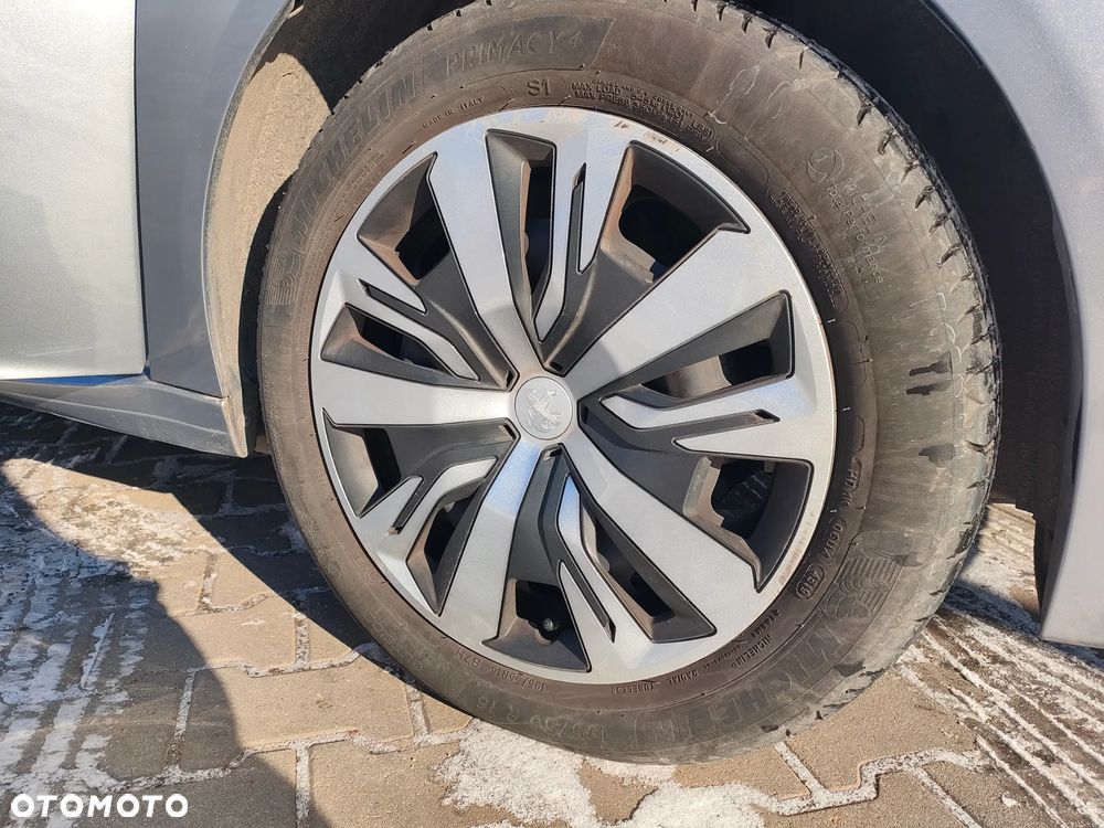 Peugeot 208 PureTech 75 Active - 19