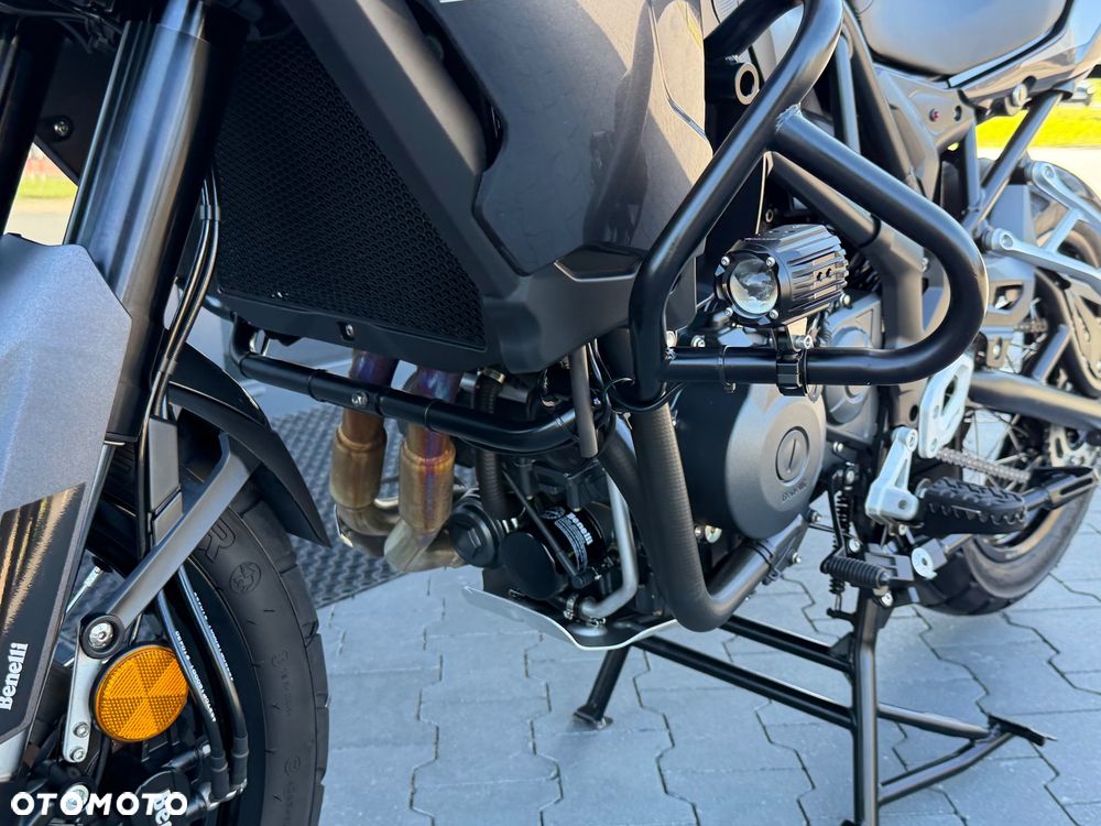 Benelli TRK 502X - 36