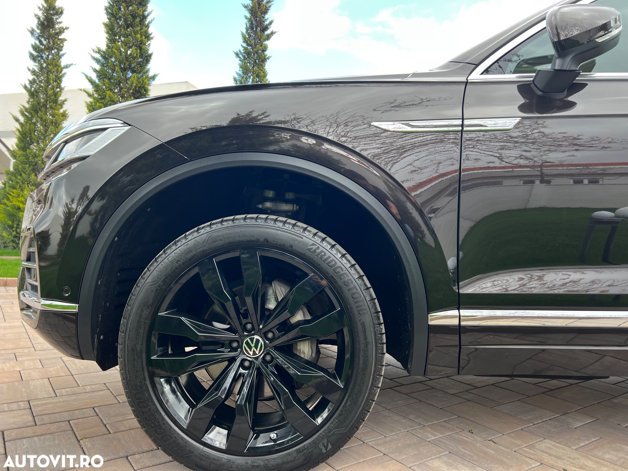 Volkswagen Touareg V6 TDI R-Style - 11