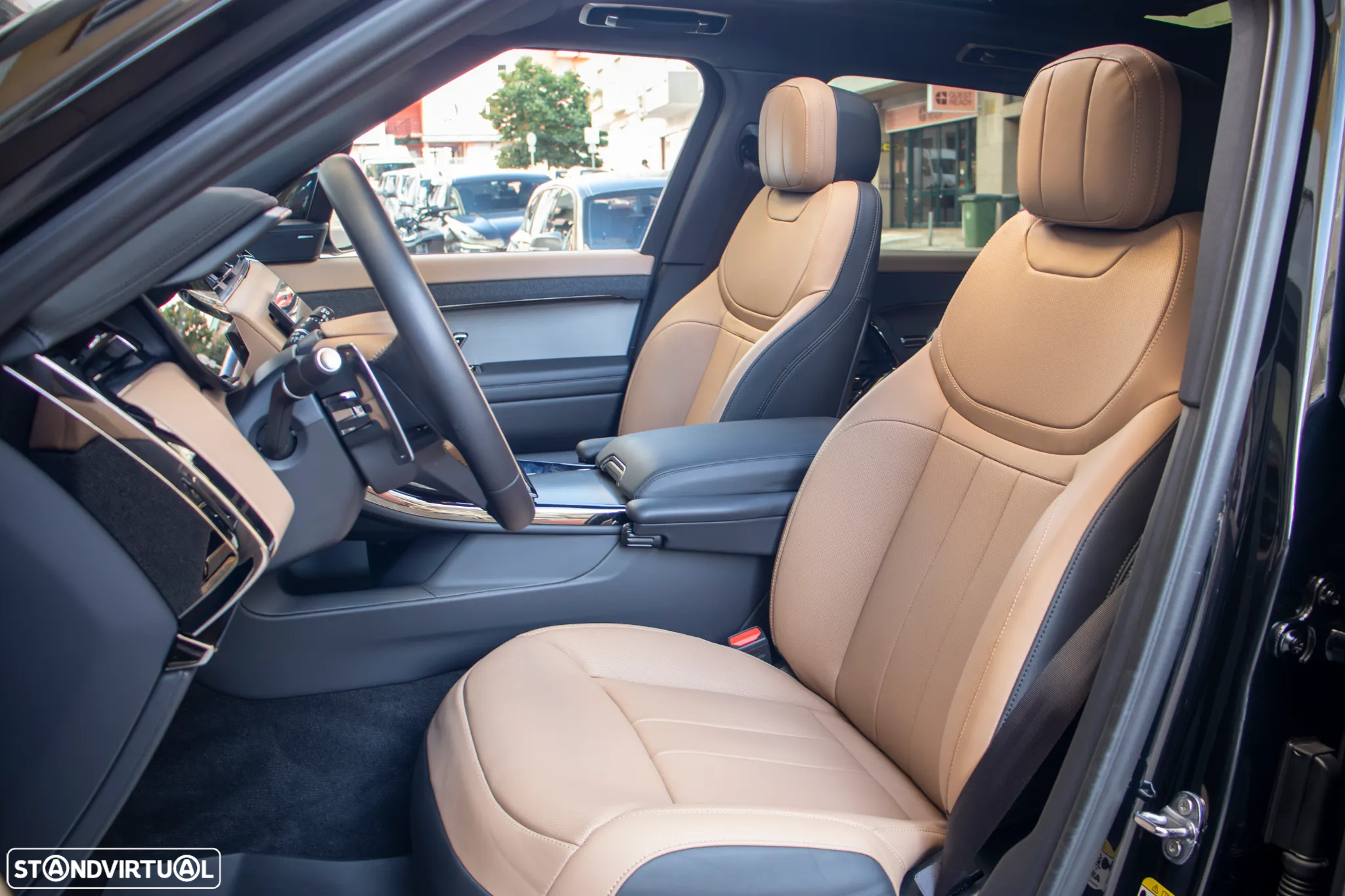 Land Rover Range Rover Sport 3.0 P460e Dynamic SE - 10