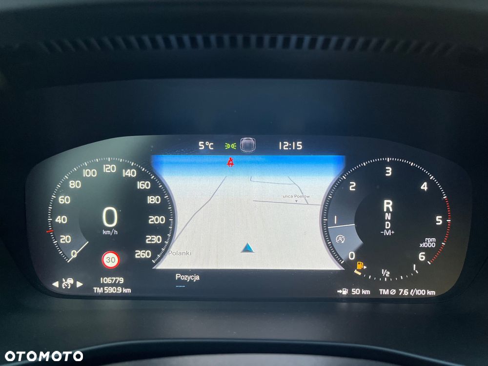 Volvo XC 40 D3 Momentum Pro - 23