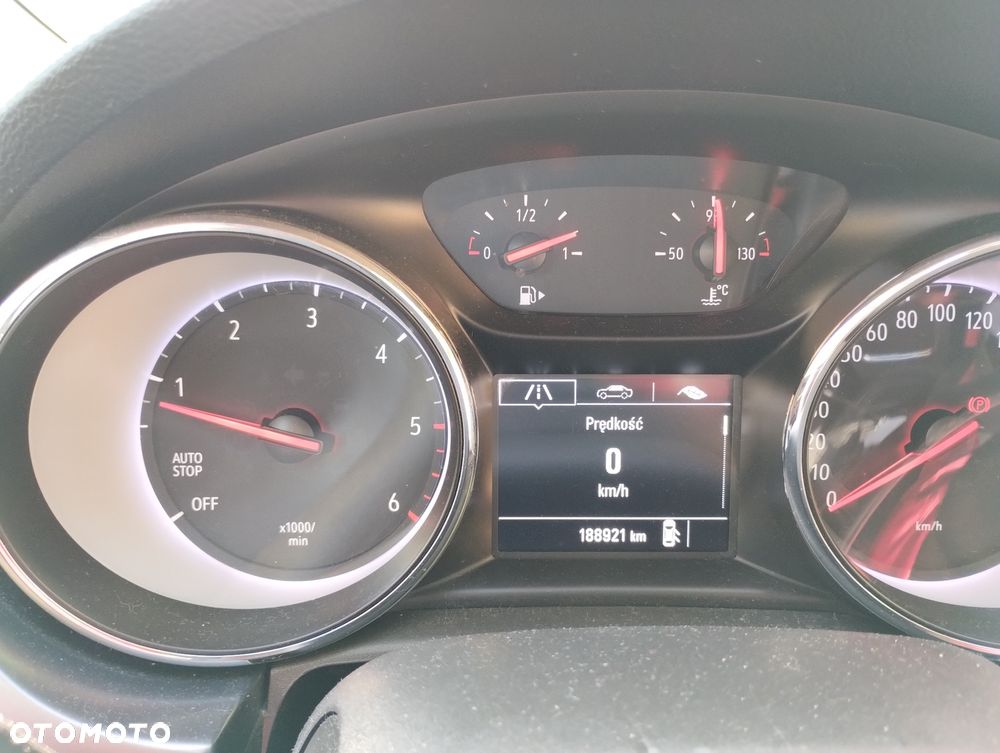 Opel Astra 1.6 D Start/Stop Business - 11