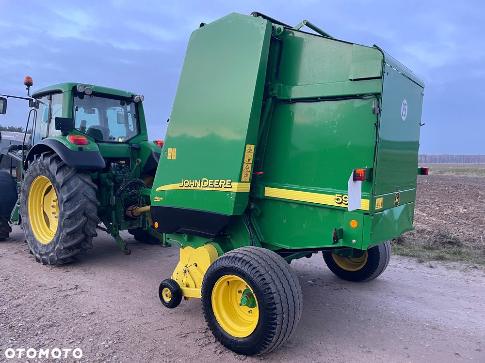 John Deere 592 - 3