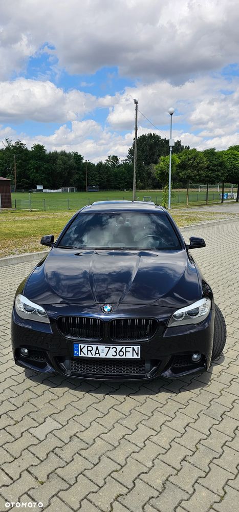 BMW Seria 5 530d xDrive Sport-Aut - 2