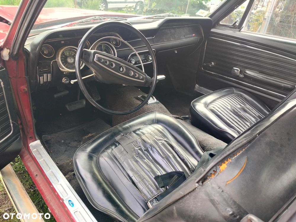 Ford Mustang - 5