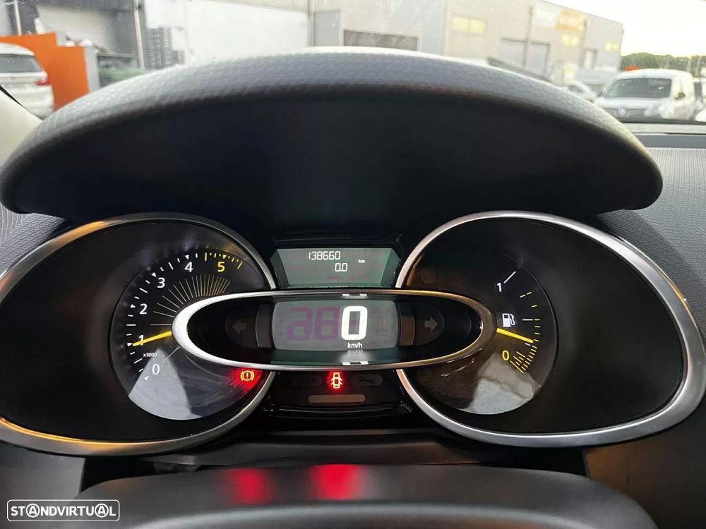 Renault Clio Sport Tourer 1.5 dCi Limited - 8