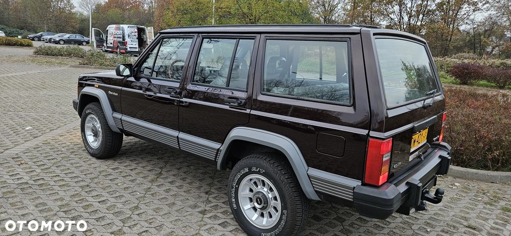 Jeep Cherokee - 6