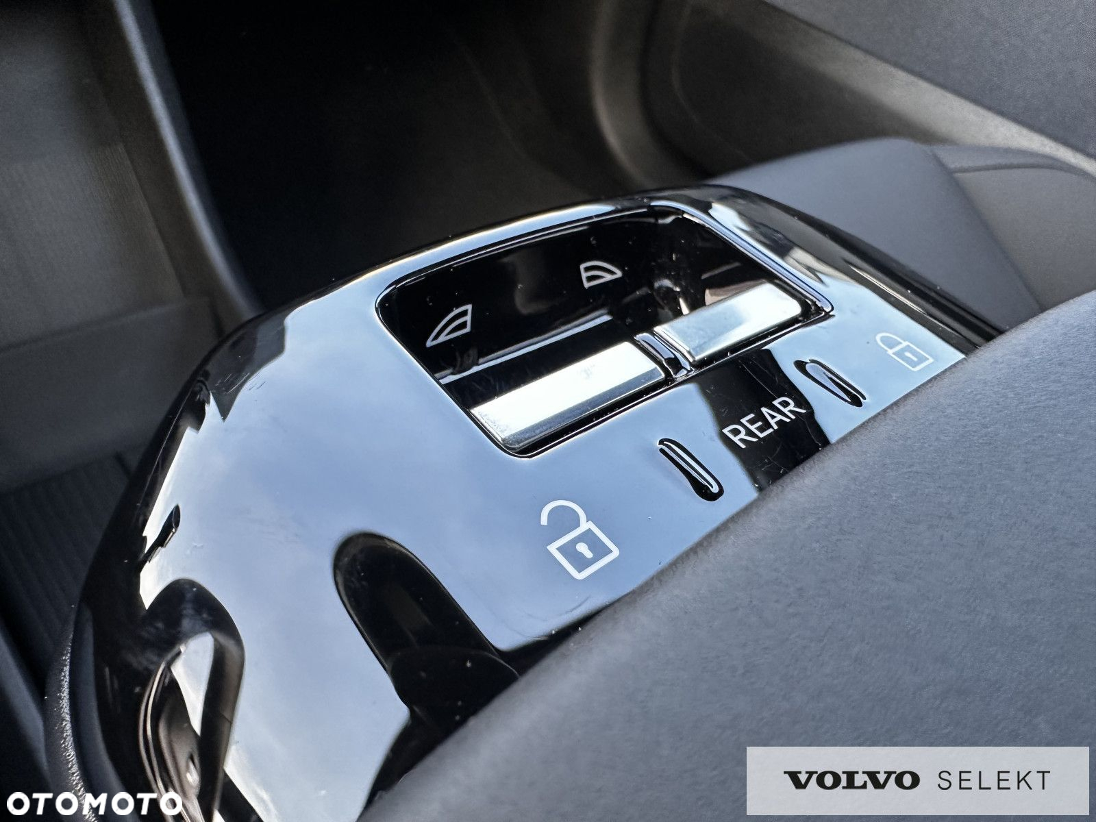 Volvo EX30 - 17