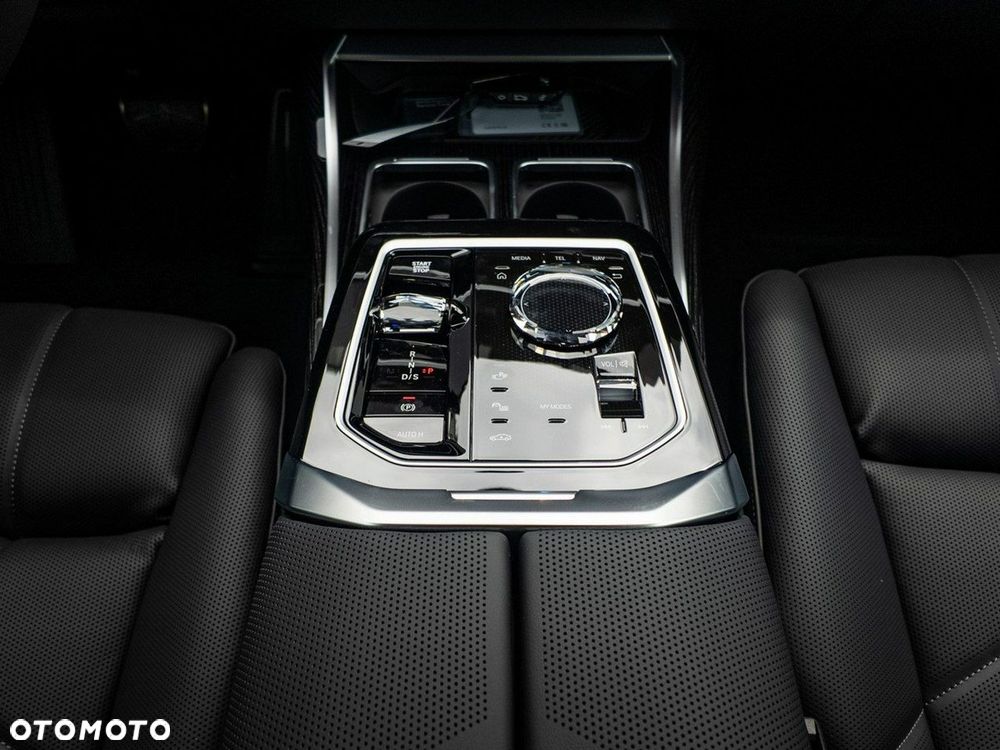 BMW Seria 7 740d xDrive mHEV sport - 21