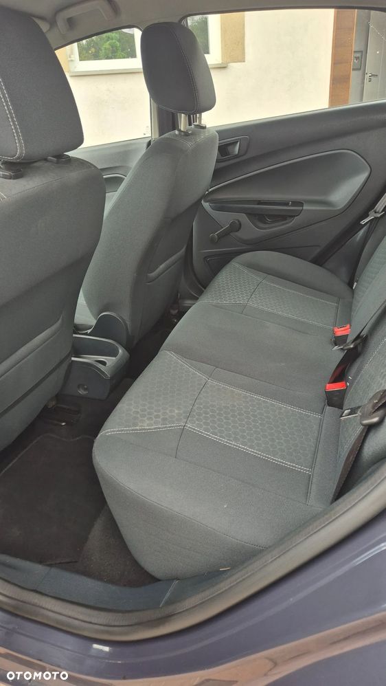 Ford Fiesta - 8