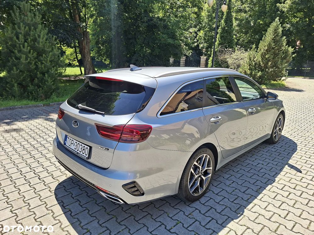 Kia Ceed - 6