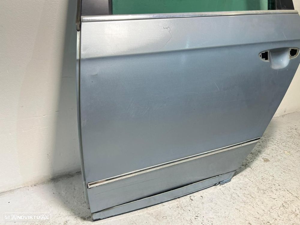 Porta Esq Trás VW PASSAT Variant (3C5) REF. 3C9833055F - 2