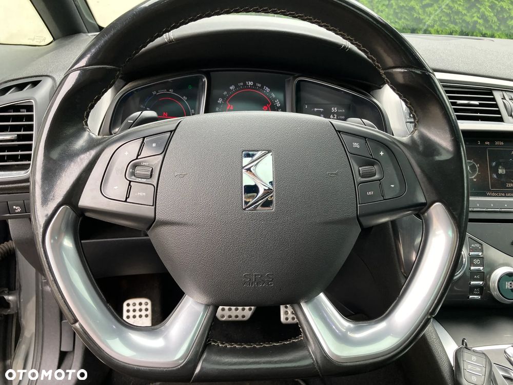 Citroën DS5 2.0 HDi Hybrid4 SoChic MCP - 27