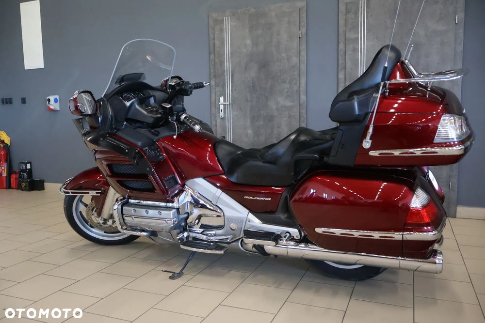 Honda GL - 9