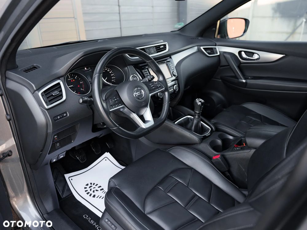 Nissan Qashqai 1.6 DCi Tekna+ - 16