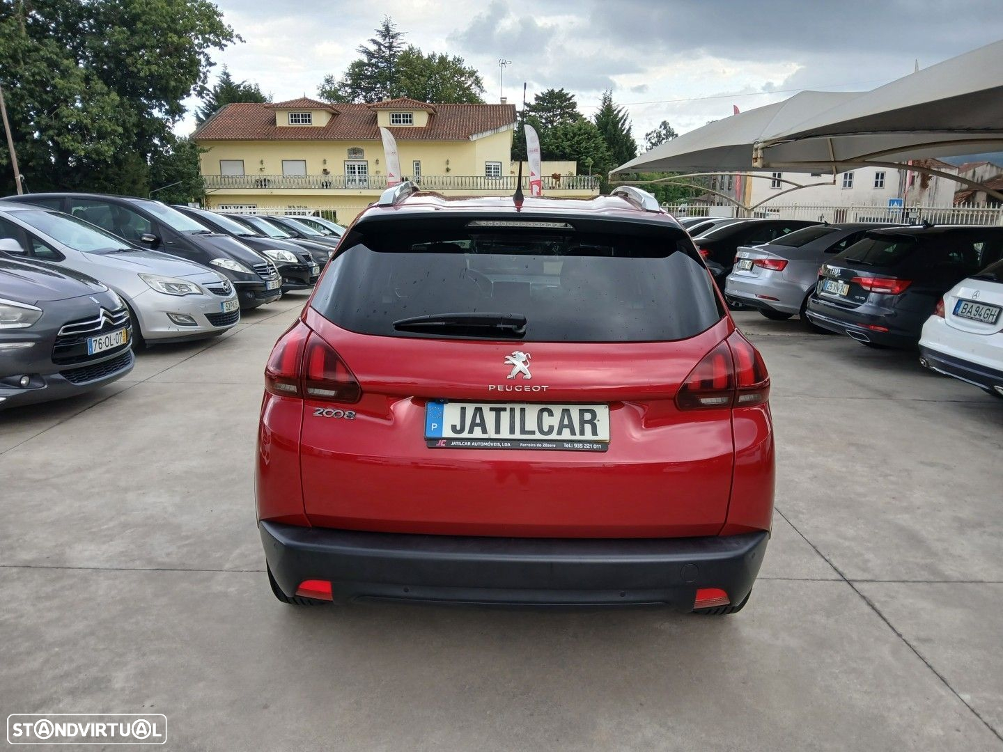 Peugeot 2008 1.2 PureTech Signature - 6