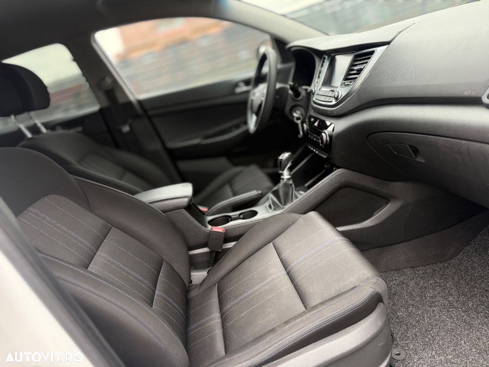 Hyundai Tucson blue 1.7 CRDi 2WD Advantage - 7