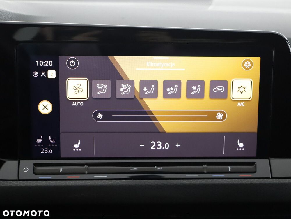 Volkswagen Golf - 14