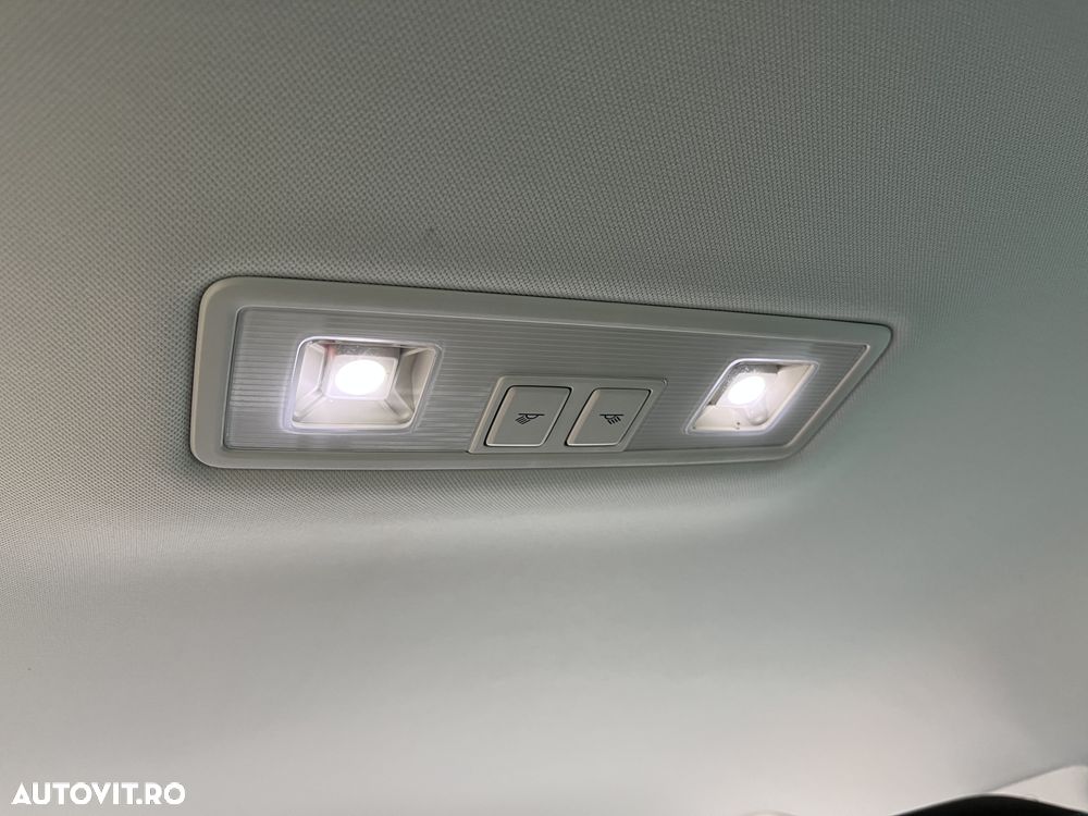 Volkswagen Passat Alltrack 2.0 TDI SCR 4Motion DSG (BMT) - 26