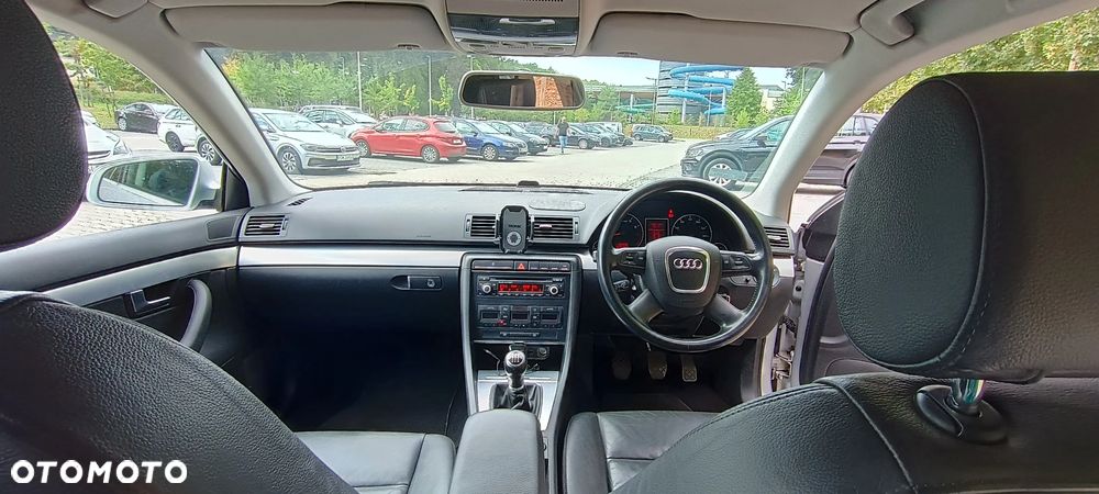 Audi A4 Avant 1.8 T - 10