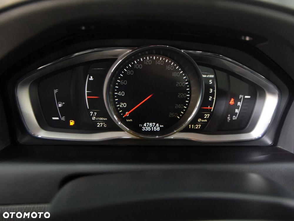 Volvo XC 60 D4 SCR AWD Inscription - 24