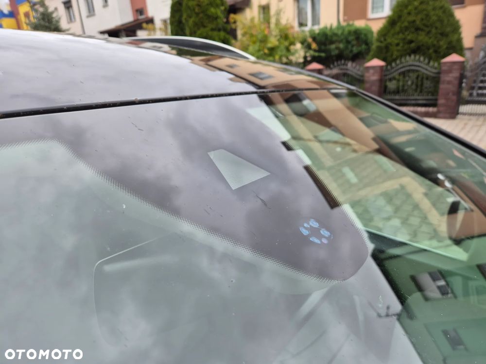 Volkswagen Sharan 2.0 TDI Highline DSG - 20