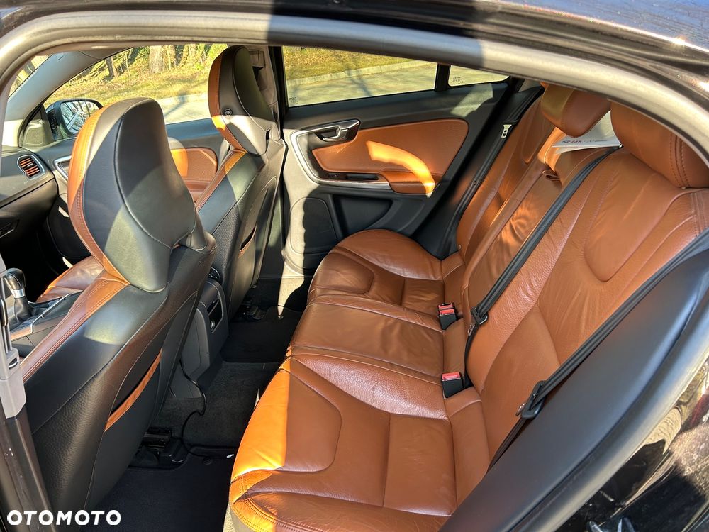 Volvo S60 DRIVe Summum - 18