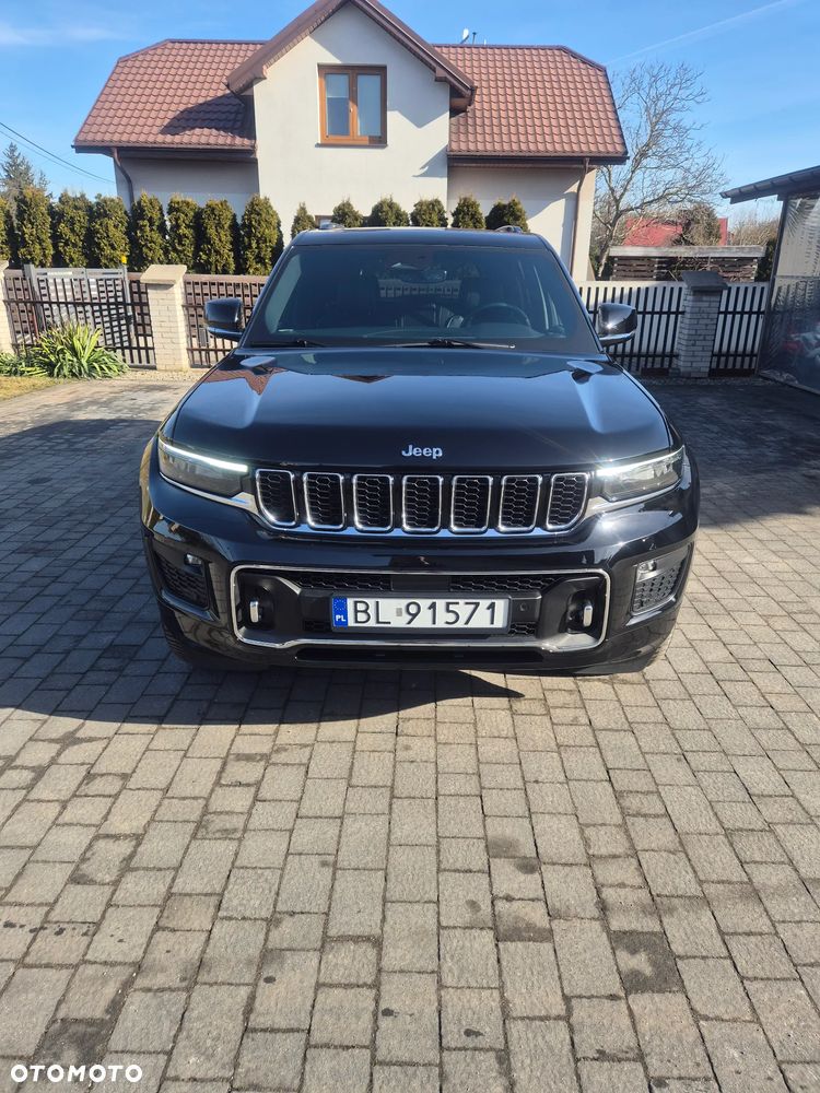 Jeep Grand Cherokee - 1