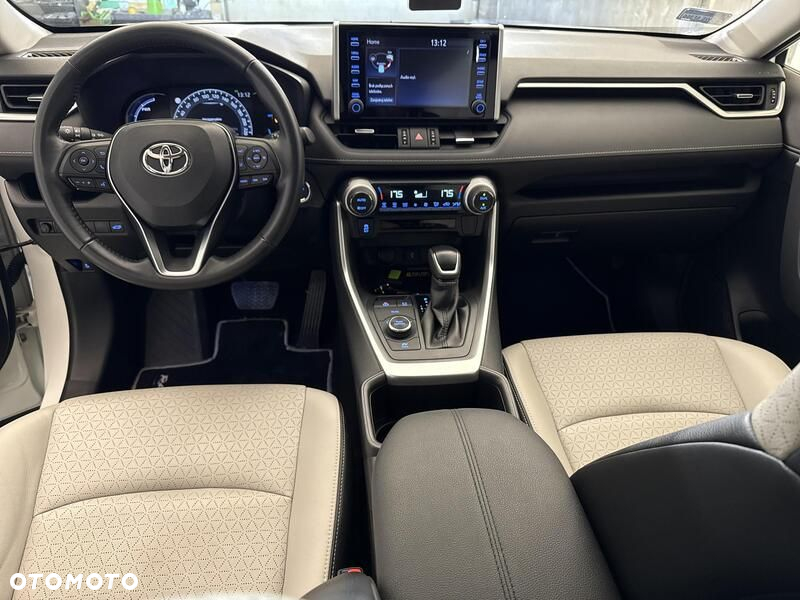 Toyota RAV4 - 21