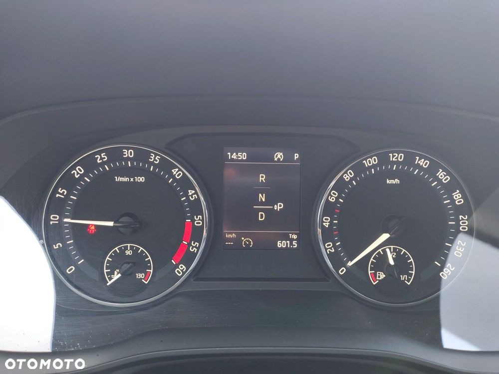 Skoda Octavia 2.0 TDI Ambition DSG - 21