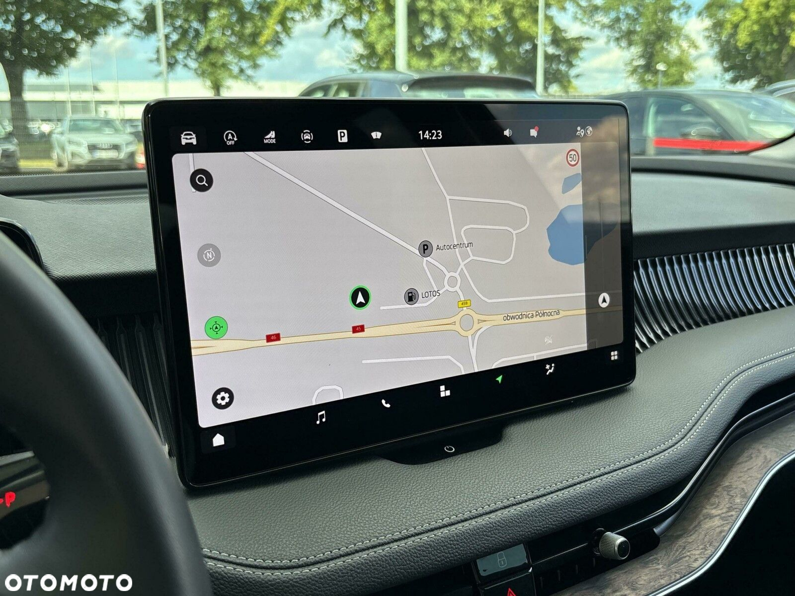 Skoda Superb 2.0 TDI SCR L&K DSG - 23